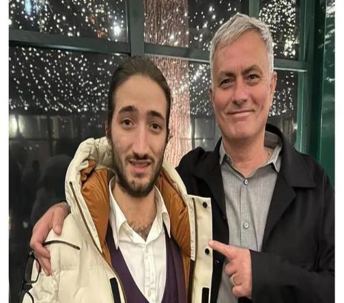 埃因霍温上,超级盛宴,蒂尔帽子戏,爱游戏app,爱游戏官网,爱游戏体育官网,爱游戏体育app